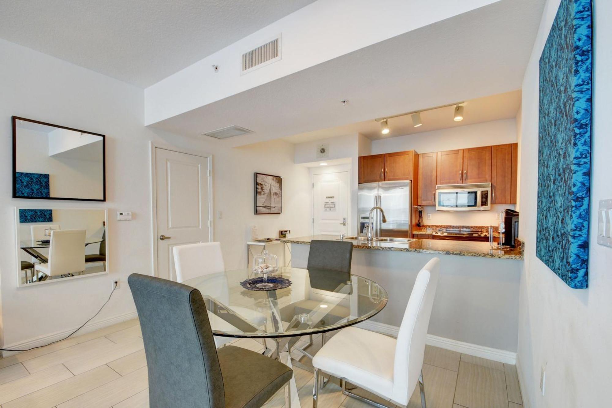 Amazing One-Bedroom In Casa Costa!Beach Pass Inc! Boynton Beach Bagian luar foto