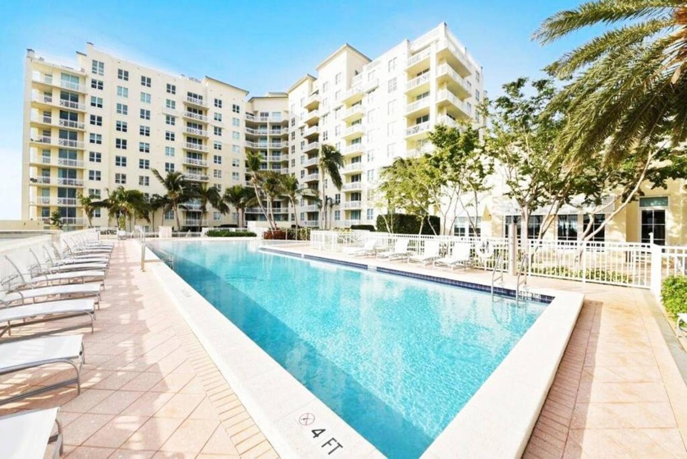 Amazing One-Bedroom In Casa Costa!Beach Pass Inc! Boynton Beach Bagian luar foto